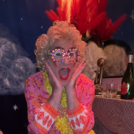 speakeasy-pose-1